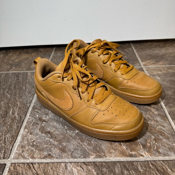 Nike Court Borough Low 2 GS Womens Size UK5.5Light Brown Wheat Gum BQ5448-700 - Picture 3 of 12